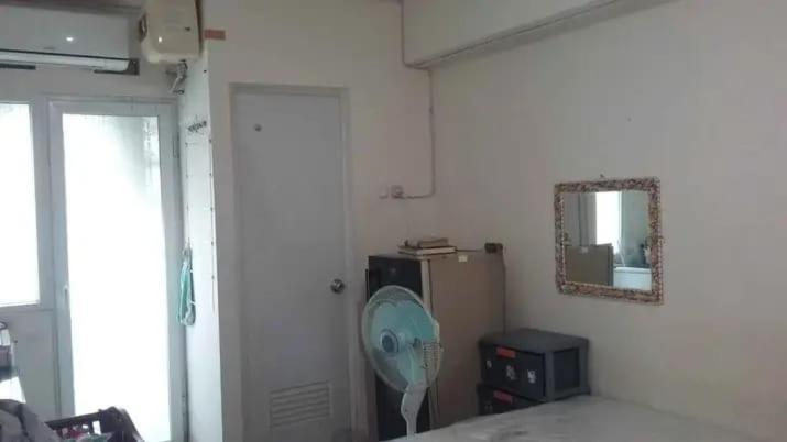 Apartment Green Pramuka Tower Chrysant Джакарта Екстериор снимка